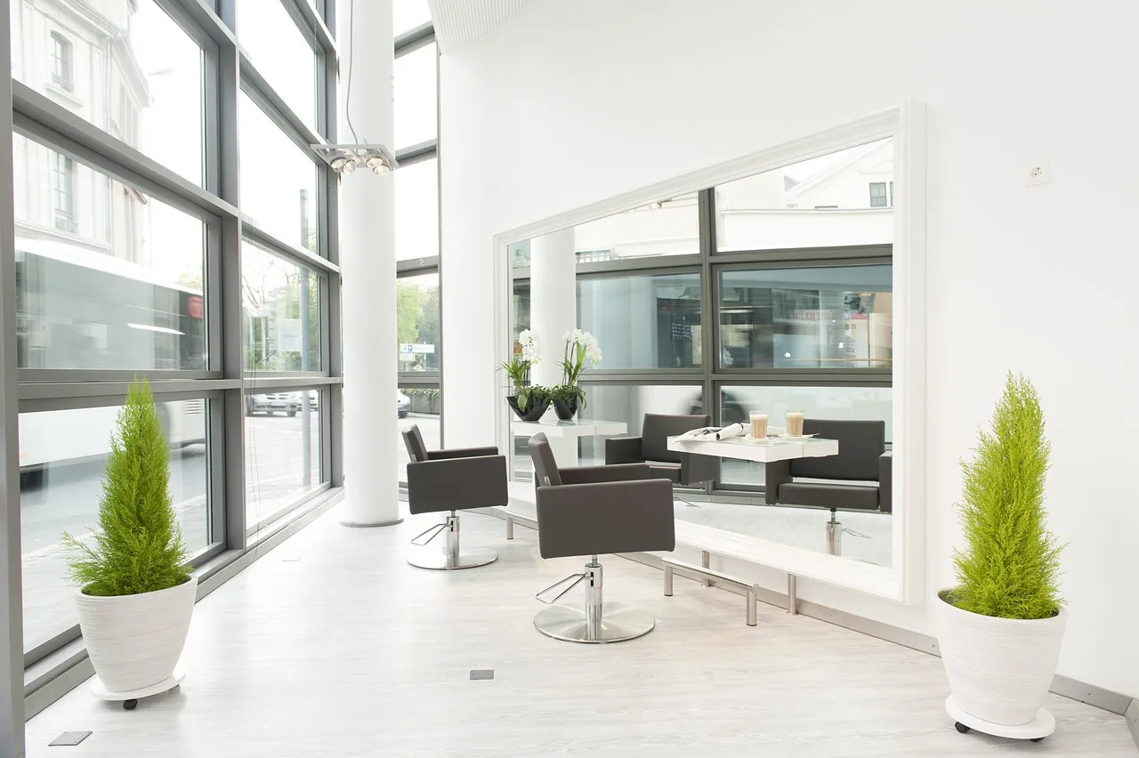 Les astuces travaux pour moderniser son commerce
