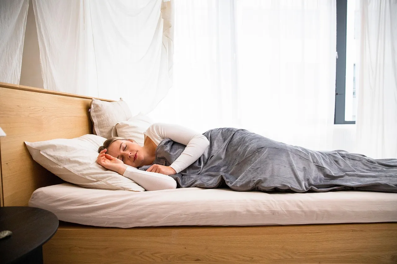Matelas 160×200 : quel modèle choisir selon votre morphologie ?
