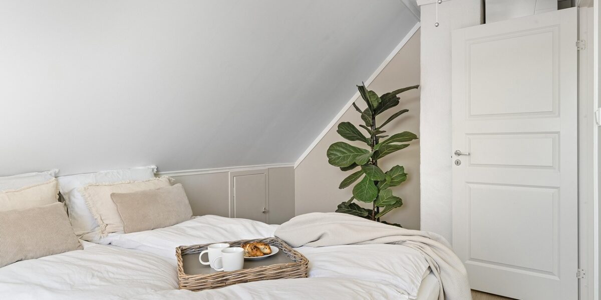 Changer l'ambiance d’une chambre avec un papier peint japonais
