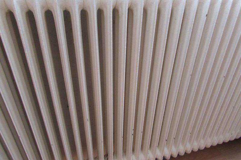Comment_purger_un_radiateur_en_fonte_:_les_étapes_à_suivre