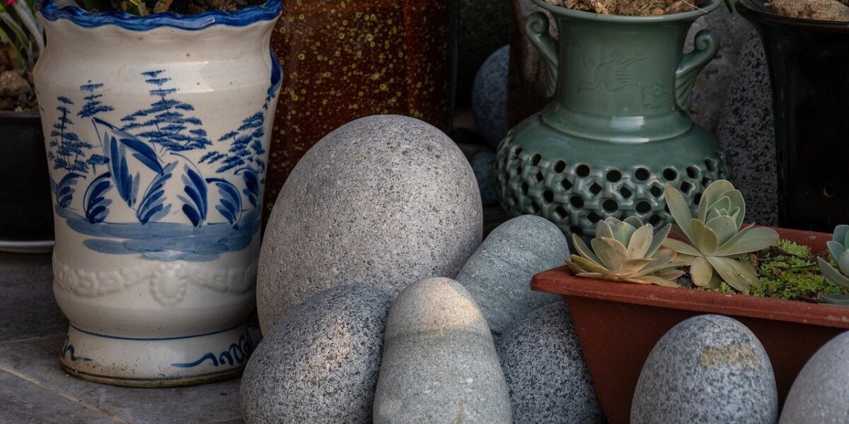 Élégance_dévoilée_:_l_art_majestueux_des_grands_vases