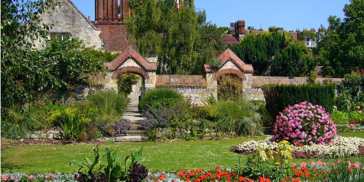 Faire_appel_à_un_paysagiste_pour_avoir_un_beau_jardin_