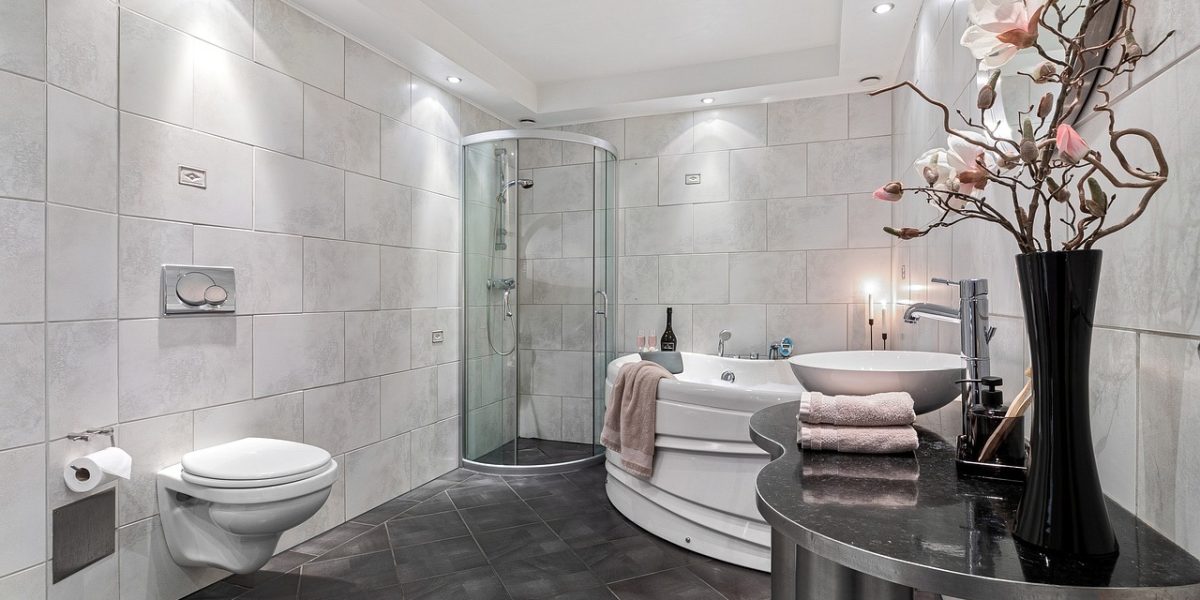 Les_astuces_pour_relooker_meuble_salle_de_bain_avec_adhésif