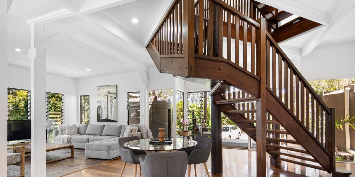 Pourquoi choisir un parquet brut en chêne pour votre maison ?